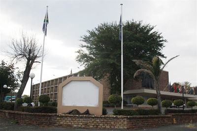 Moontlike nuwe naam vir Pearl-hotel